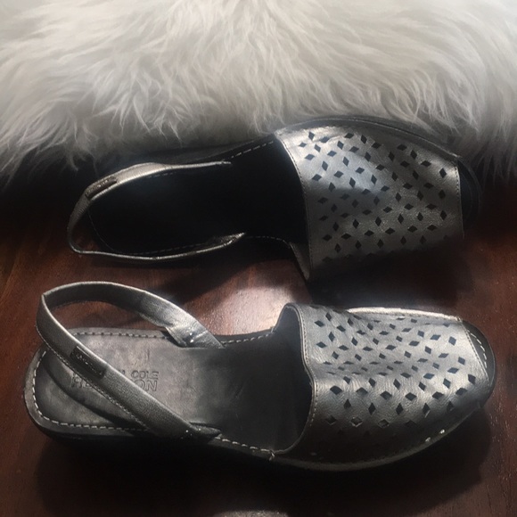 Sandals - Picture 6 of 6